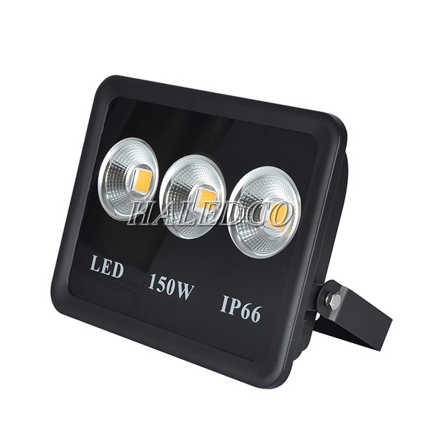 Đèn pha led HLFL10-150w thiết kế chóa cốc