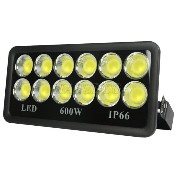Đèn pha LED HLFL10-600