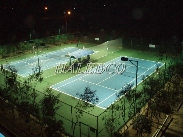 Lắp đặt ở sân tennis rất đẹp