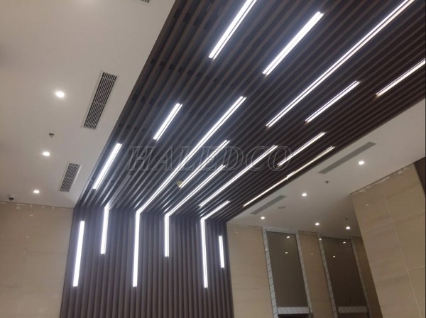 Đèn LED thanh âm trần trang trí hành lang khách sạn