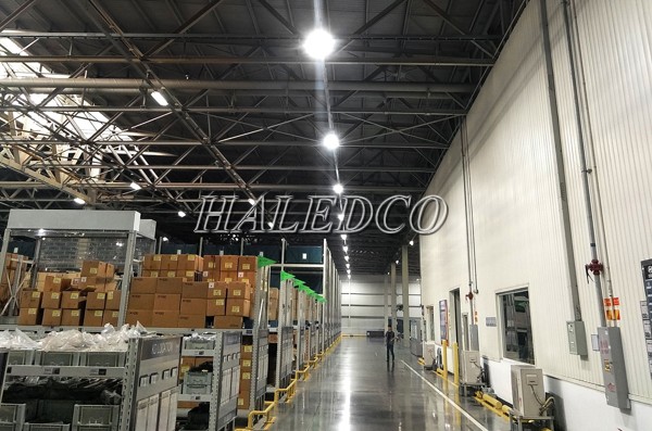 LED nhà xưởng HLHB8 DX-50 chiếu sáng nhà xưởng dưới 100M2
