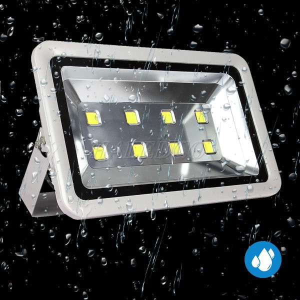 Đèn pha LED 400w chống nước chống bụi